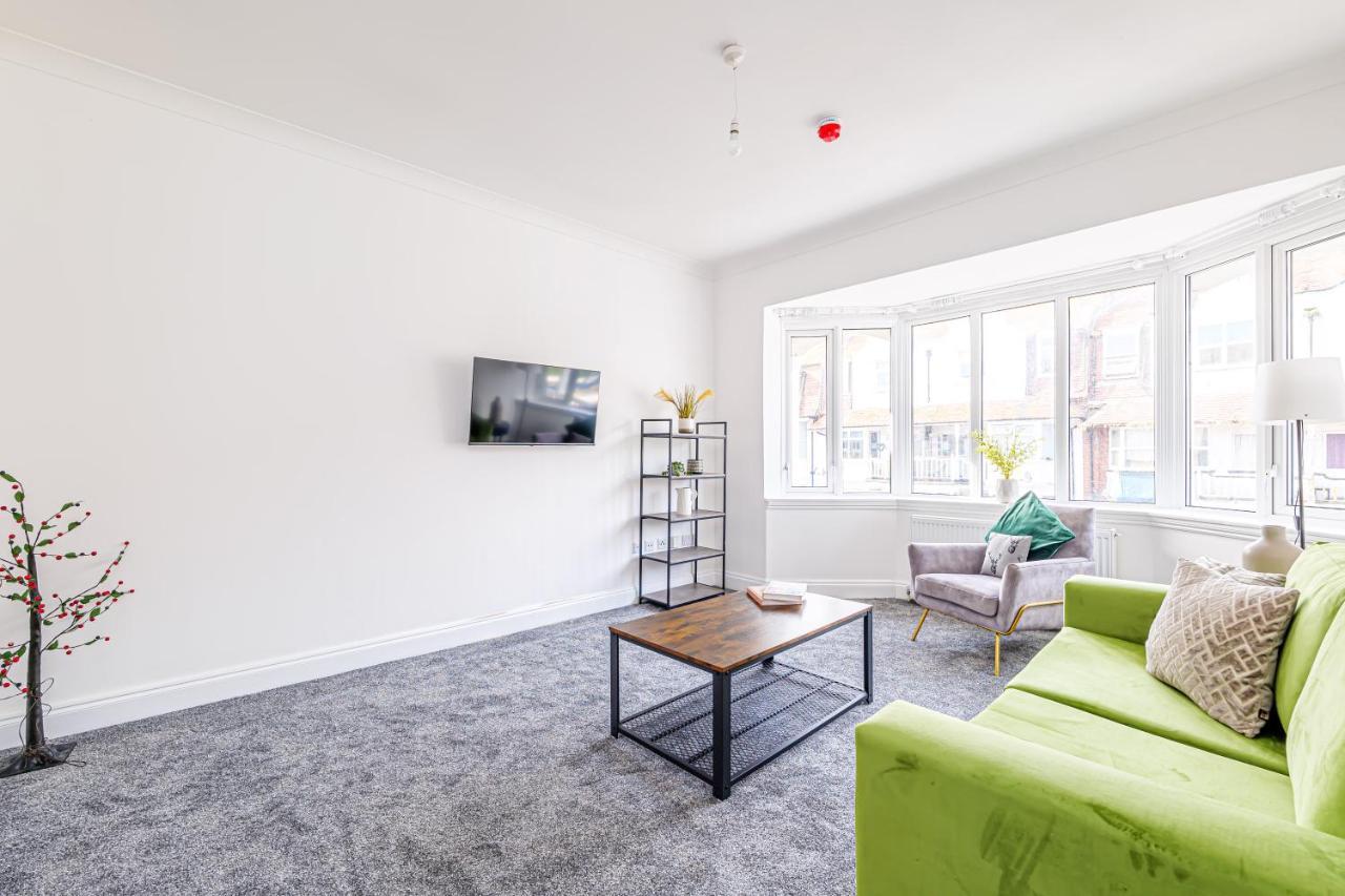 Luxury Apartments In Margate Centre Exterior foto